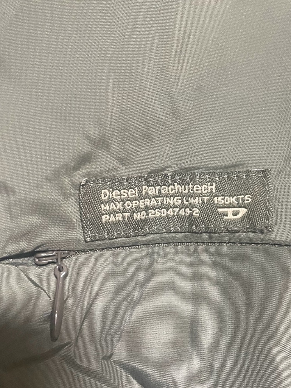 Diesel Parachute Tech Hooded Windbreaker Jacket Olive Green Size L - Picture 5 of 16